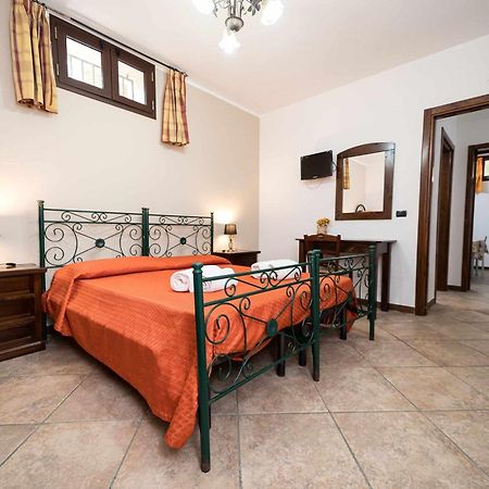 Villa Claudia By Vivimy Parabita Εξωτερικό φωτογραφία