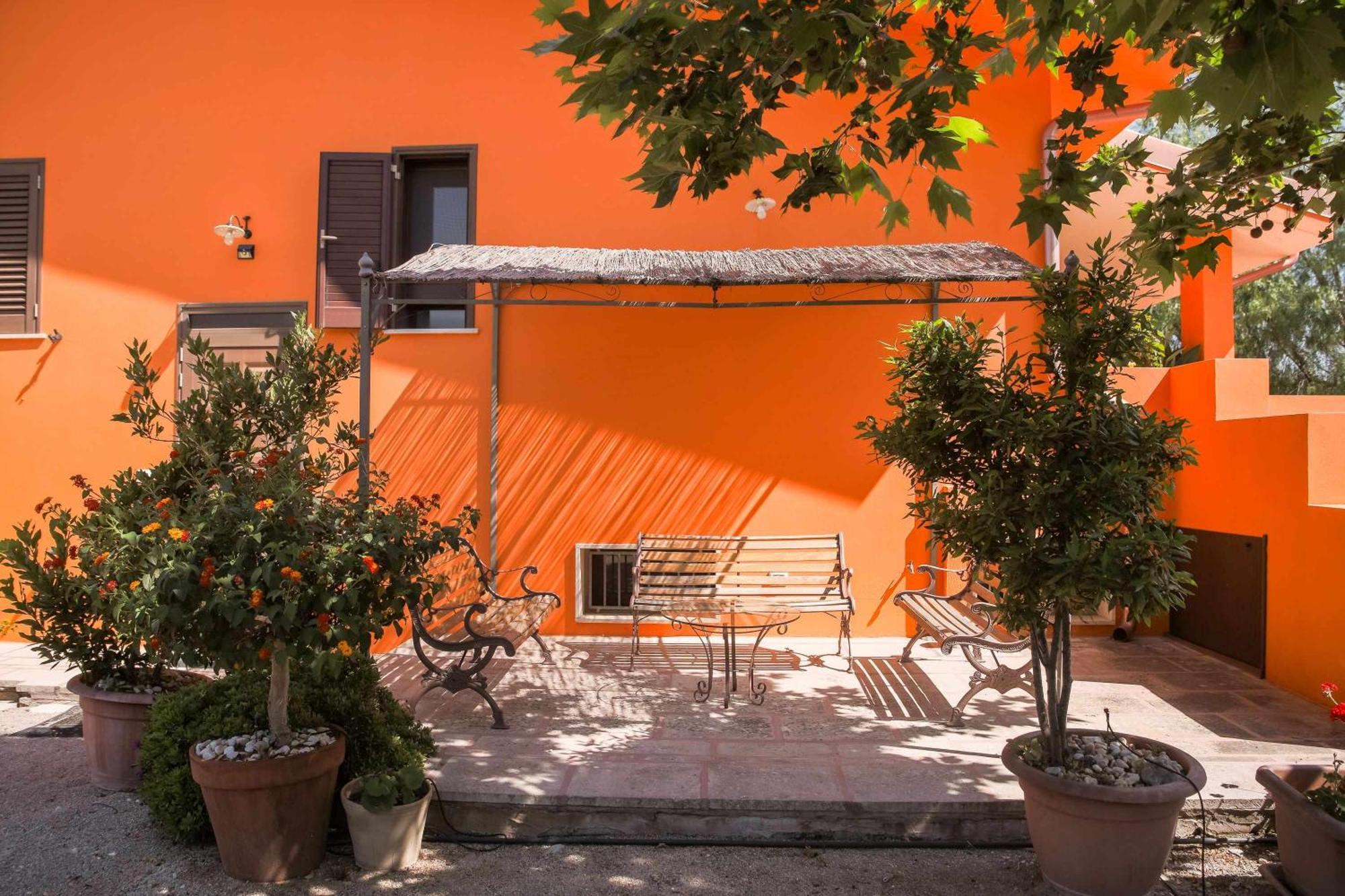Villa Claudia By Vivimy Parabita Εξωτερικό φωτογραφία