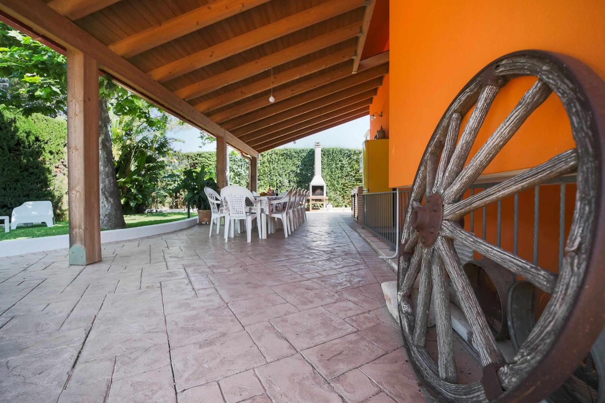 Villa Claudia By Vivimy Parabita Εξωτερικό φωτογραφία