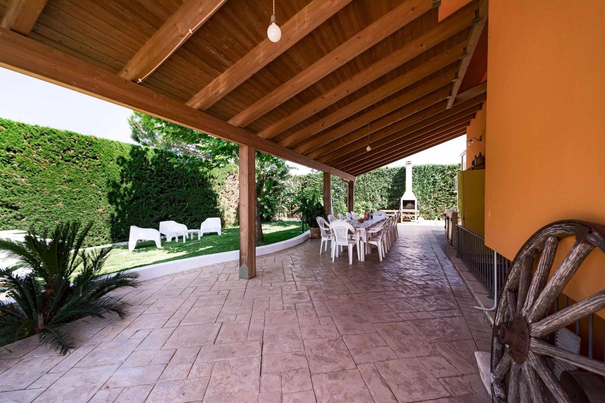Villa Claudia By Vivimy Parabita Εξωτερικό φωτογραφία