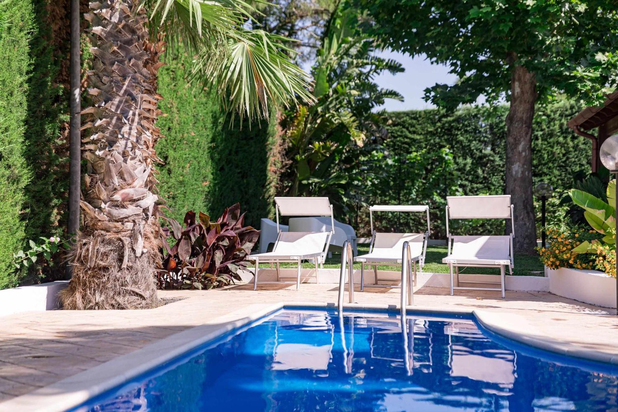 Villa Claudia By Vivimy Parabita Εξωτερικό φωτογραφία